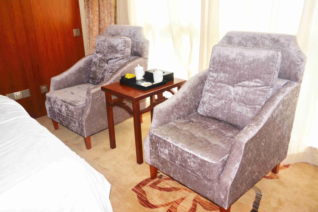 Ramada Nanjing Hotell Nanjing  Rum bild
